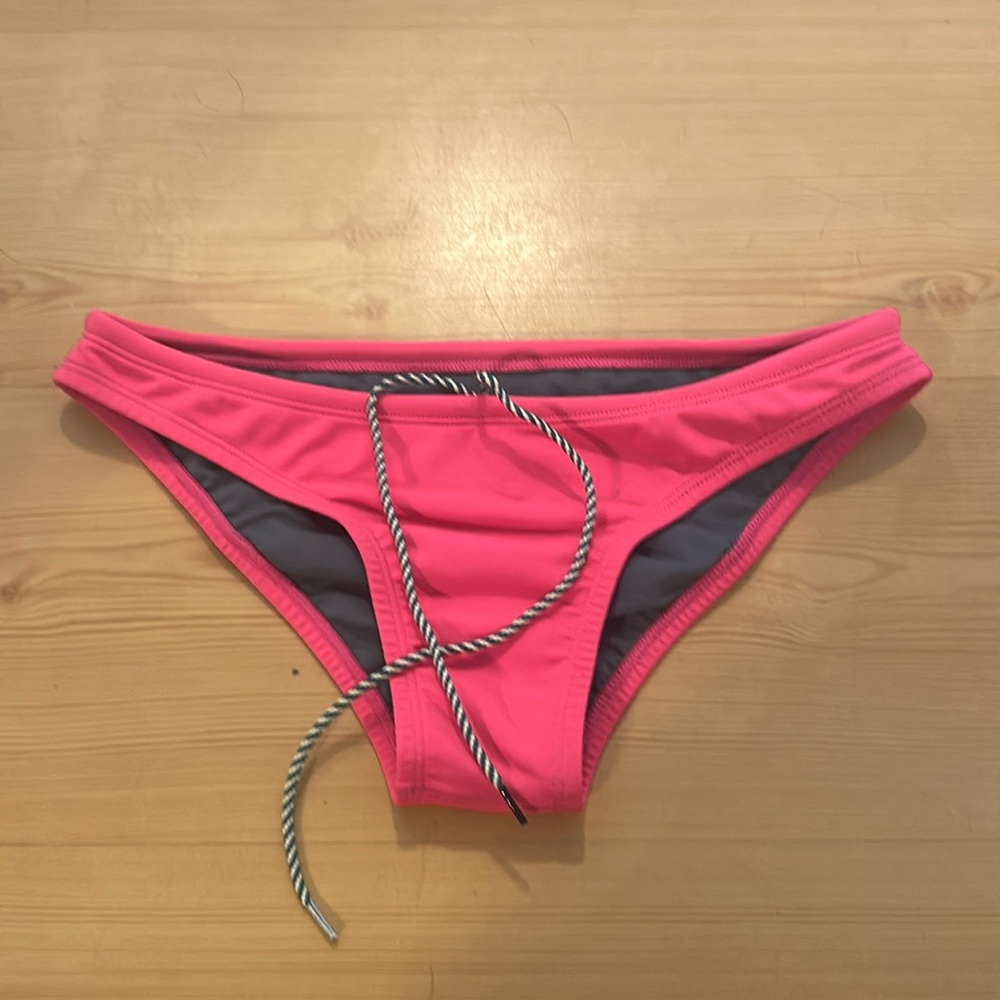 Jolyn Midl Bikini Bottoms